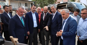 Bakan Kurum ve Başkan Sungur, Kocaeli'ndeki TOKİ konutlarını inceledi